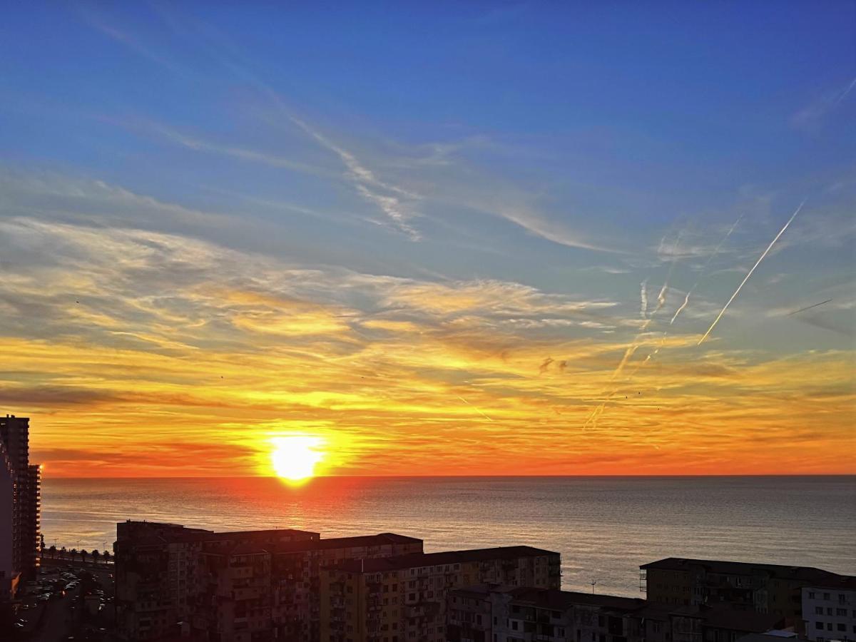 Уютная Квартира С Видом На Море, Горы И Закаты บาทูมิ ภายนอก รูปภาพ